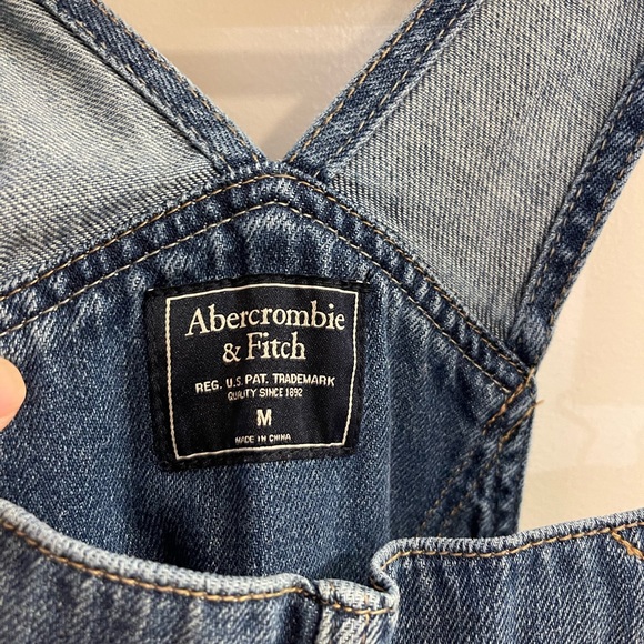 Abercrombie & Fitch denim overalls - Picture 2 of 6
